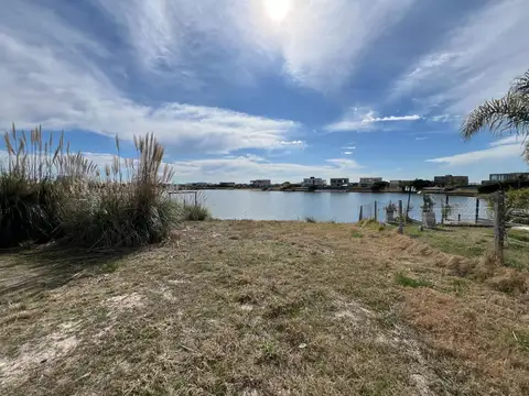 Terreno en Venta de 863,0 m2