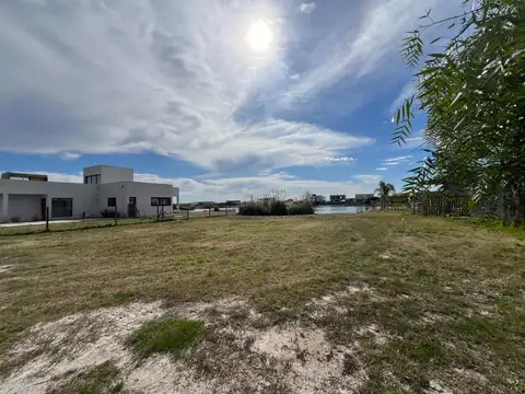 Terreno en Venta en San Sebastián, USD 55.000