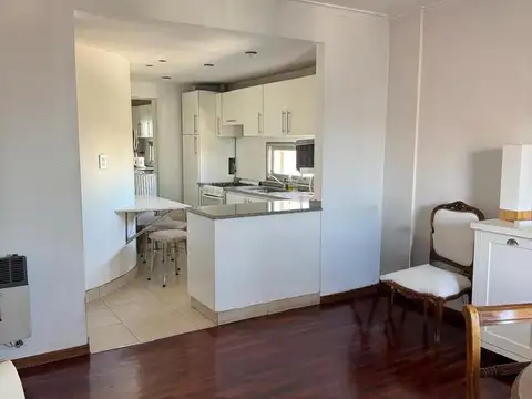 Departamento 4 ambientes con 2 baños