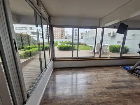 Departamento en Alquiler con 1 cocheras