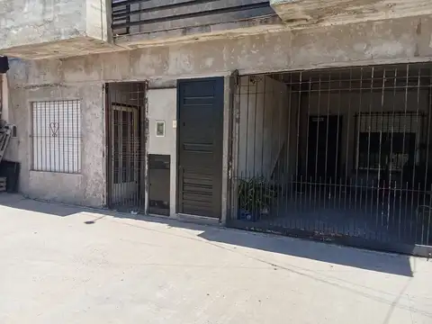 En Venta Excelente PH 4 Ambientes Al Frente en La Zona de Pablo Podesta F: 10889