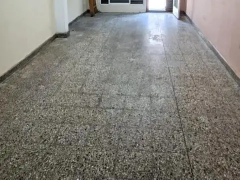 Local en Alquiler en San Justo, $ 450.000