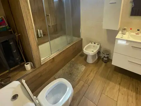 Departamento tipo casa en venta en Temperley