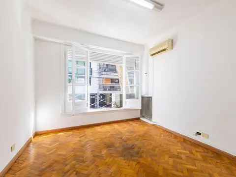 Depto Tipo Casa en Alquiler de 4 ambientes