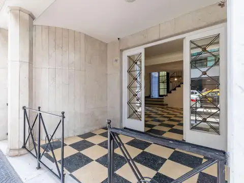 Depto Tipo Casa en Alquiler de 4 ambientes