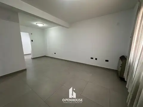 OPENHOUSE alquila hermosa casa en calle Beltrán de Godoy Cruz