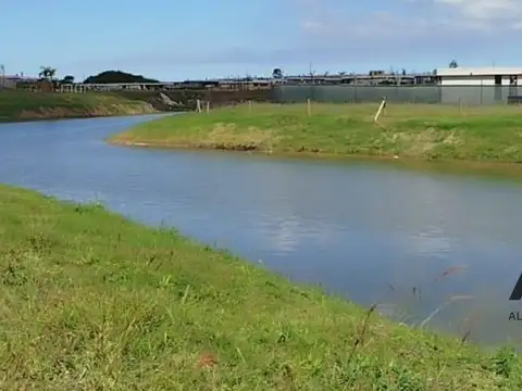 Venta terreno CON VISTA A LAGUNA, Barrio Privado La Juana 