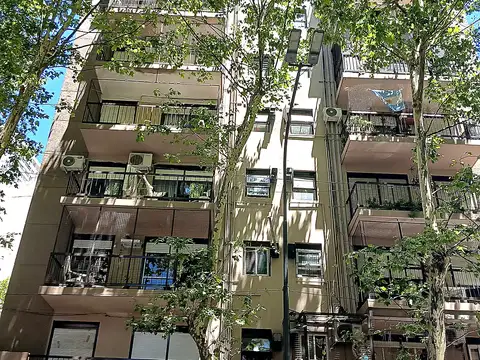 Av. Avellaneda 1100, Piso 10