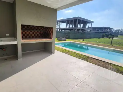 Casa en Venta al Este