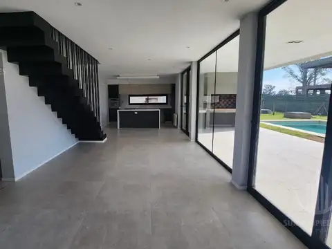 Casa en Venta al Este