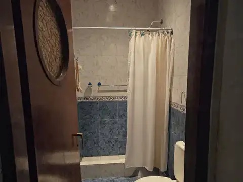 Depto Tipo Casa en Venta con 1 cocheras