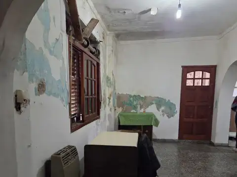 Depto Tipo Casa 4 ambientes con 2 baños