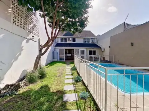 CASA CASEROS PARQUE PILETA VENTA APTO CREDITO