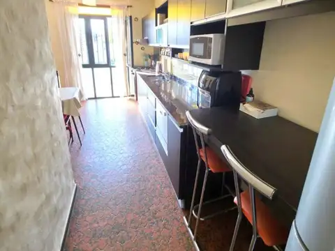 VENTA DE CASA 5 AMBIENTES EN VILLA MAIPU
