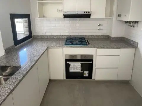 Departamento en Alquiler con 1 cocheras