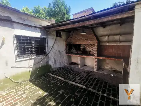 Casa 6 ambientes con 3 baños