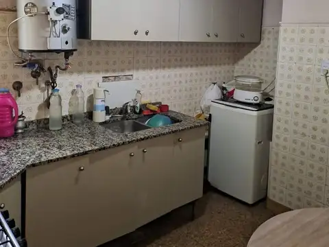 Depto Tipo Casa en Venta en Villa General Mitre, USD 160.000