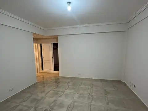 Depto Tipo Casa en Alquiler en Villa Real, $ 1.000.000