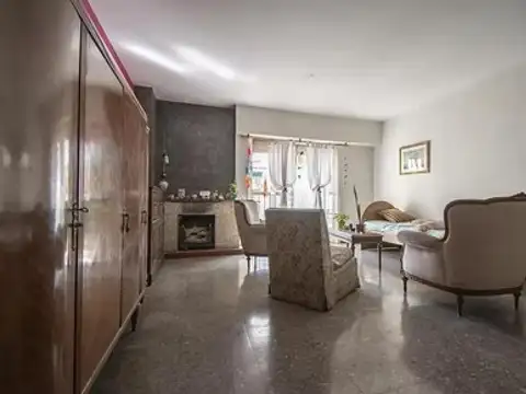 Departamento en venta - 3 Dormitorios 2 Baños - Villa Luro