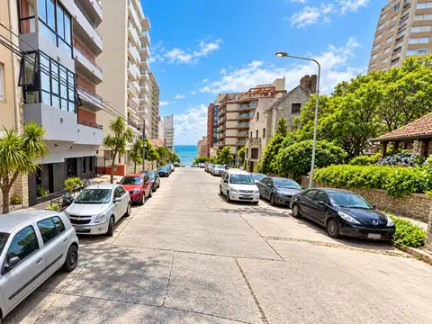 VENTA 3 AMBIENTES C DEPENDENCIA AL FRENTE VARESE