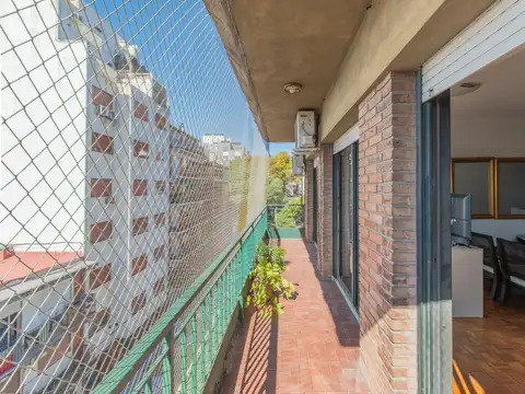 Departamento en Venta con 1 cocheras