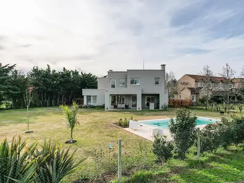 Casa en Venta en Estancias Del Pilar, USD 450.000