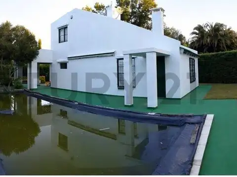 635 esquina 11 , Piso 0