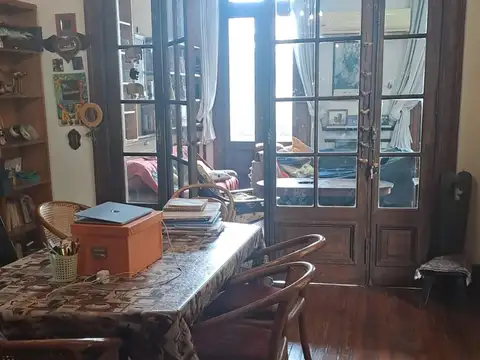 Depto Tipo Casa en Venta 90 años