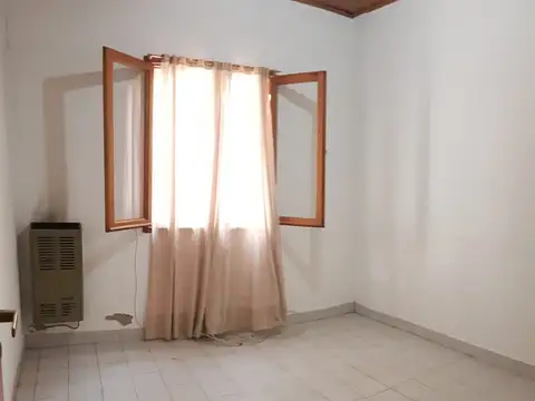 PH tres ambientes con patio - 12 de Octubre y Rafael del Riego