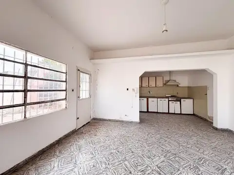 Venta casa interna, 3 hab-2 patios