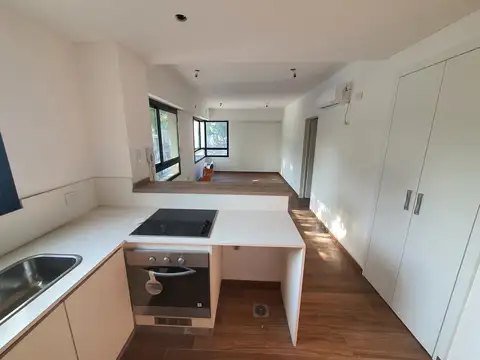 Departamento en Venta en Parque Chacabuco, USD 75.000