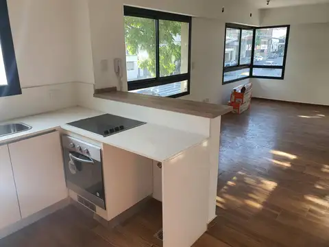 Oportunidad - Monambiente en Carabobo al 602 - 1A