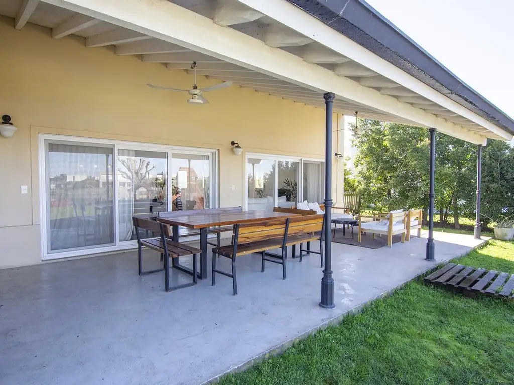 Venta casa a la laguna en San Matías- Área 5 - Foto 32