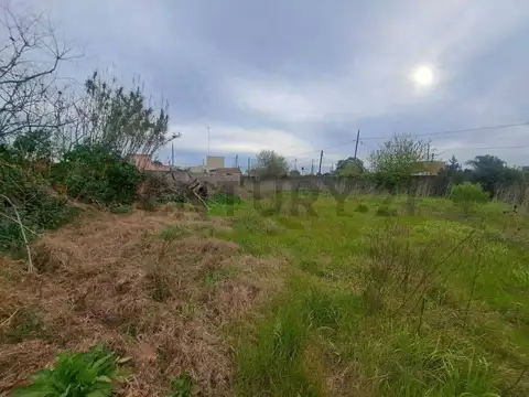 Terreno en Venta en Barrio Loma Grande, USD 17.000