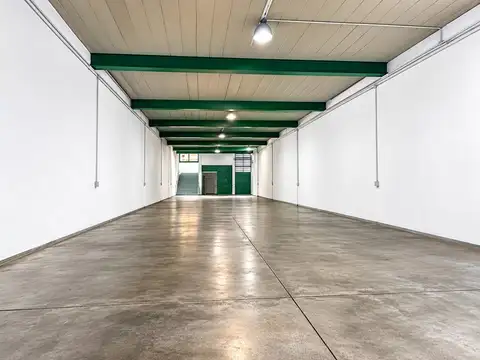 Galpon en Alquiler en Villa General Mitre, USD 8.400