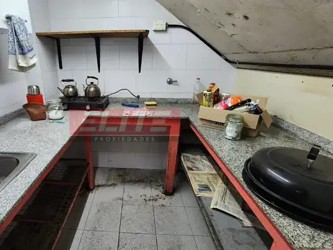 Galpon en Alquiler en Villa del Parque, $ 7.500.000