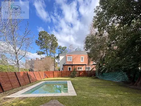 Casa en Venta al Noreste