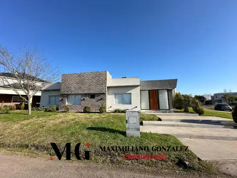 Casa en venta y alquiler, 5 ambientes - Santa Rita, San Vicente