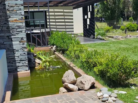 Casa en Venta con 4 cocheras