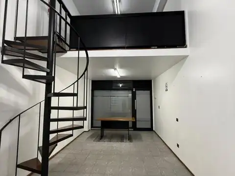 Local en venta - 2 Baños - Caballito