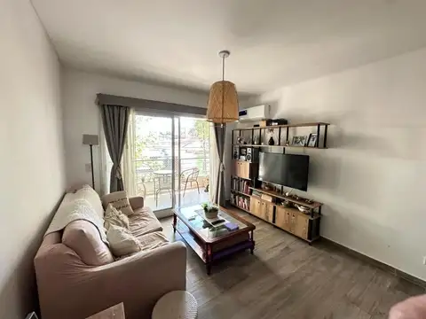 Departamento 3 ambientes con terraza en venta Tigre