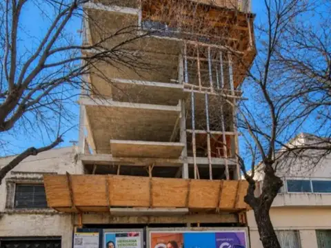Edificio en construcción de 820m²