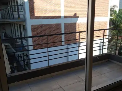 Departamento en Venta al Noreste