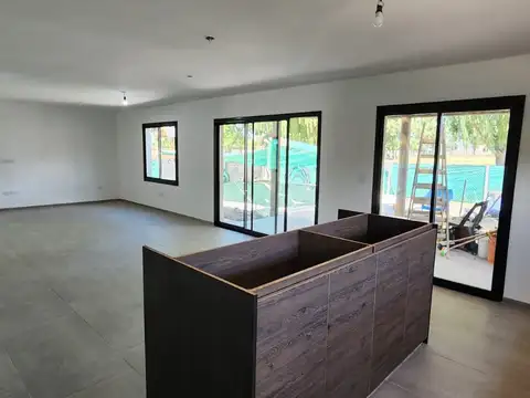 Casa en Venta en Pilar del Este - Santa Emilia, USD 180.000