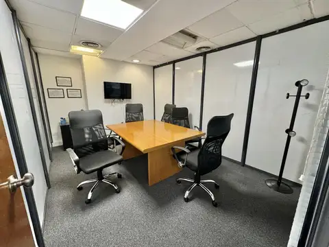 IMPONENTE PISO DE OFICINA MAS TERRAZA PROPIA CON COCHERAS, EN MARTINEZ SOBRE AV. LIBERTADOR.