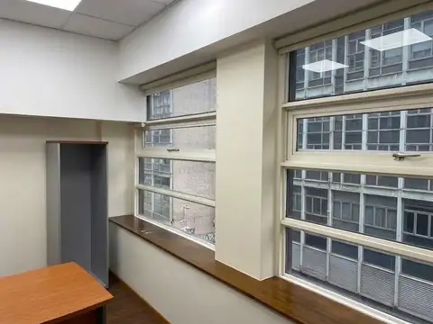 Oficina en Alquiler 50 años