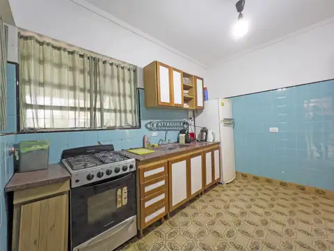 Casa 3 ambientes con 2 baños