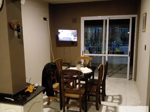 Casa en venta - 3 Dormitorios 3 Baños - 750mts - San Juan