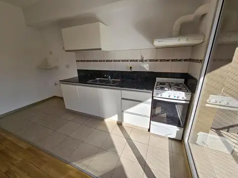 Departamento en Alquiler con 1 cocheras