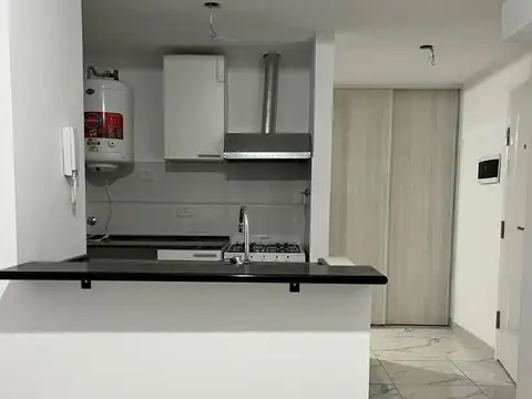 Venta amplio monoambiente en Santos Lugares